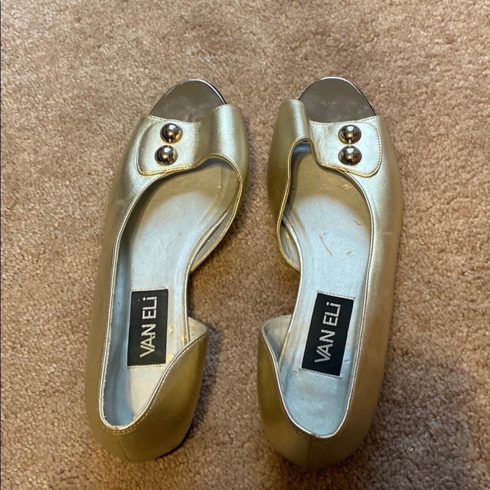 Womens Vaneli Gold Flat Shoe